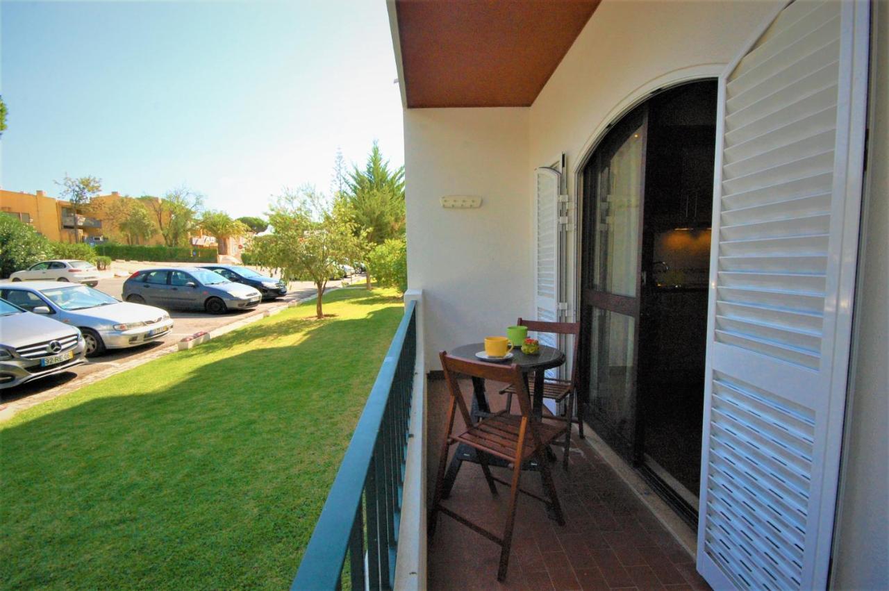 T0 Estudio Leziria - Swimming Pool - By Bedzy Vilamoura Extérieur photo